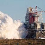 La NASA completa el disparo de prueba del motor del cohete lunar ciencia