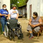 Entregan sillas de ruedas a personas con deficiencia motriz en Ciudad Sandino nicaragu