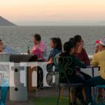Familias disfrutan su fin de semana en el Puerto Salvador Allende nicaragua