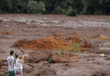 Sube a 58 el número de muertos tras la rotura de una presa en Brasil brasil