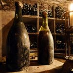 Botella de vino cosecha 1774 alcanza en subasta los 107.700 euros botellas