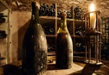 Botella de vino cosecha 1774 alcanza en subasta los 107.700 euros botellas