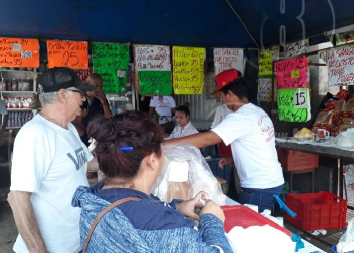 Mercado El Mayoreo abastecido