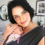 Aislinn Derbez impacta con transformación después del posparto aislinn derbez