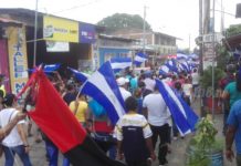 multitudinaria caravana