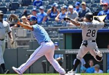 ¿Se graduó Cheslor Cuthbert en la primera base? cheslor