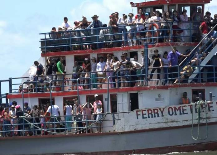 Turistas visitan Ometepe