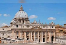 Detienen a sacerdote sospechoso de consultar pornografía infantil vaticano