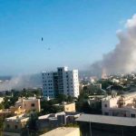 Dos explosiones en un atentado contra un hotel en la capital de Somalia mundo