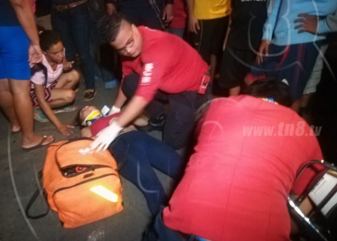 Menor es atropellada por motociclista