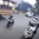 Cámara de seguridad capta violento accidente en el Oriental managua