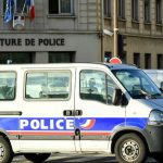 Investigan a sujeto que asesinó a cuatro policías en París nicaragua