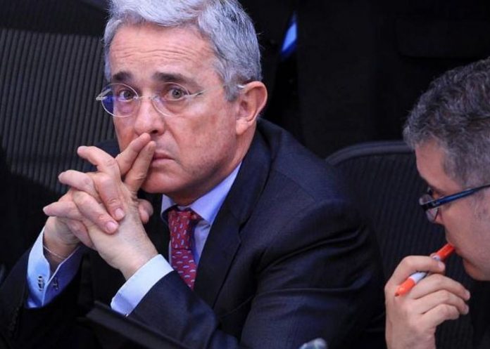 expresidente alvaro uribe