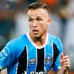 Barcelona llega acuerdo por brasileño Arthur del Gremio barcelona