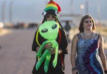 Fracasa asalto al Área 51 y termina con cinco detenidos asalto al area 51