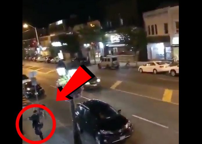 Atacante_0ArIKxQ policia