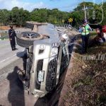 Bluefields: Familia se salva de milagro al volcarse la camioneta en la que viajaban nicaragua