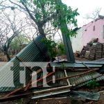 Fuertes ráfagas de viento dejan dos viviendas sin techo en Teustepe nicaragua