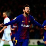 Messi y Suárez rescatan victoria para un gris Barcelona