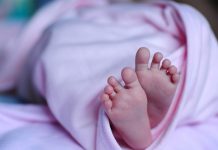 Murió la bebé de la niña de 12 años que fue violada y obligada a parir argentina