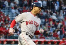 Betts, Benintendi guían a Medias Rojas ante Angelinos mlb
