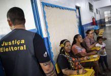 Cierra la mayoría de colegios electorales en Brasil brasil