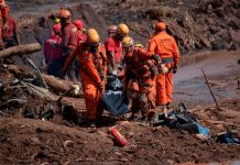 Sube a 165 el número de muertos por tragedia de presa en Brasil brasil