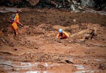 Aumentan a 60 los muertos por la tragedia minera en Brasil muertos