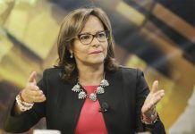 Exigen renuncia de la presidenta de la Asamblea de Ecuador ecuador