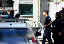 Hallan a 41 inmigrantes vivos en un camión refrigerado en Grecia grecia