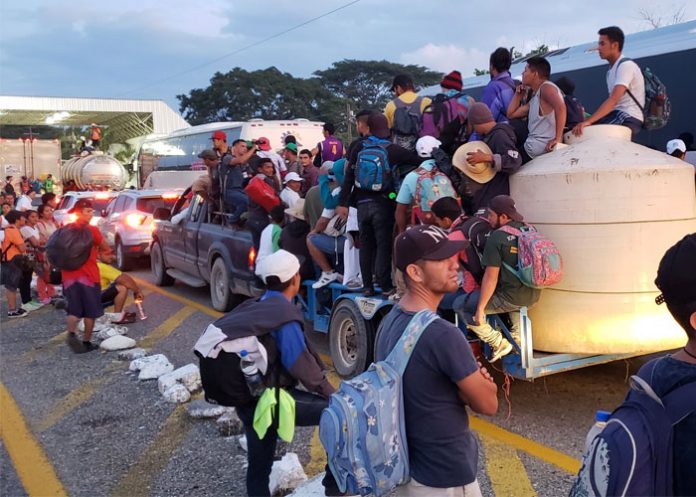 Caravana_swZ2jkE estados unidos