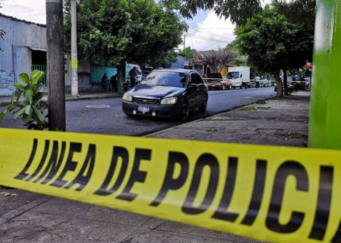 Carro-ss el salvador