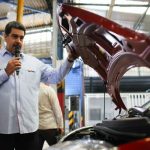 Venezuela: Maduro anuncia relanzamiento de industria automotriz venezuela