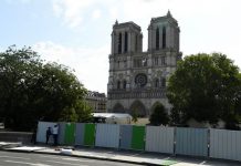 Reanudan obras en la estructura de la catedral de Notre Dame paris