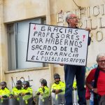 Camioneros y profesores protestan en Bogotá, Colombia colombia