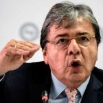 Acusan a ministro de Defensa colombiano de ocultar la muerte de 28 niños ministro de defensa