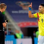 Colombianos exigen a la FIFA revisar el arbitraje ante Inglaterra inglaterra