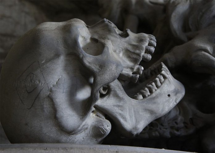 cementerio abandonado