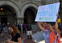 Casa Blanca propone al Congreso legalizar a 1,8 millones de «soñadores»