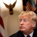 enojo en la sociedad