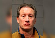 Acusan de crueldad hombre que aventó a perros por un balcón estados unidos