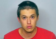 Hombre que se masturbó en iglesia de EE.UU. se declara inocente zachary burdick
