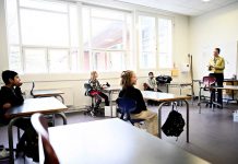 Niños vuelven a clases tras cuarentena por coronavirus en Dinamarca dinamarca