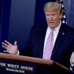 Número de nuevos casos de coronavirus en Estados Unidos se mantiene «plano», asegura Trump estados unidos