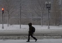 Noreste de EE.UU. se recupera tras tormenta invernal tardía vientos fuertes