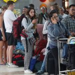 Indonesia: Miles de turistas evacuan Lombok tras el sismo de 6,9 turistas