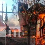 Voraz incendio calcina los enseres y una mascota en una vivienda de Estelí nicaragua