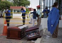 «Tenemos 7 días con un cadáver en Guayaquil»: Gritos de auxilio de los ecuatorianos muertos