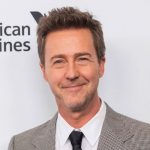 Edward Norton ataca con todo al argumento de Spielberg cine