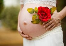 Mujer británica confunde embarazo con problemas digestivos mujer britanica